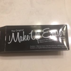 Makeup eraser